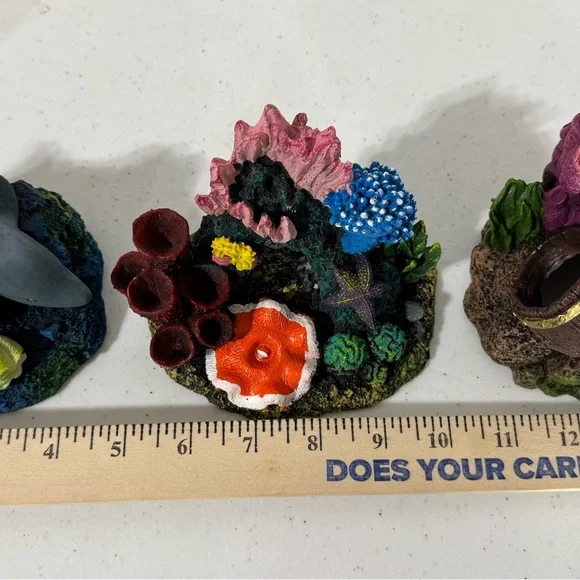 Colorful Aquarium Coral Decor - Picture 5 of 6